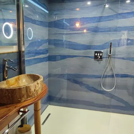 La Kaz Rhumantique Sauna And Spa Privatif La Riviere-Saint-Sauveur Exterior photo